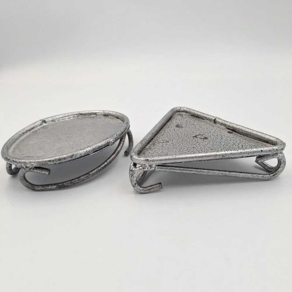 Set of 2 Mexican Metal‎ Candle Holders Oval Triangular 1 Inch Tall Footed Unique